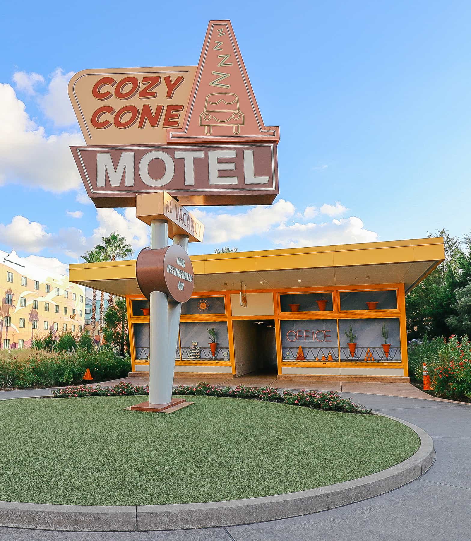 entrance to the Cozy Cone Motel pool area