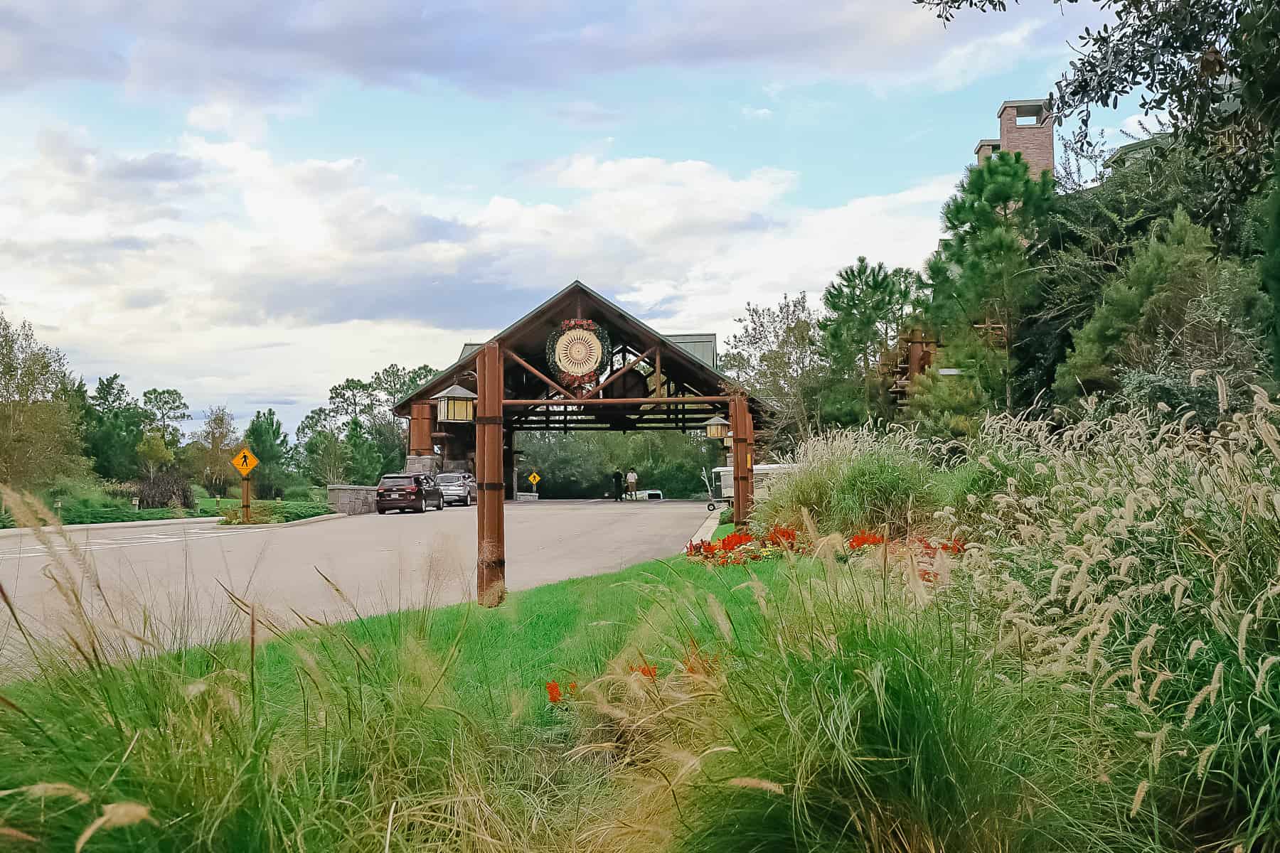 entrance to Disney's Wilderness Lodge 