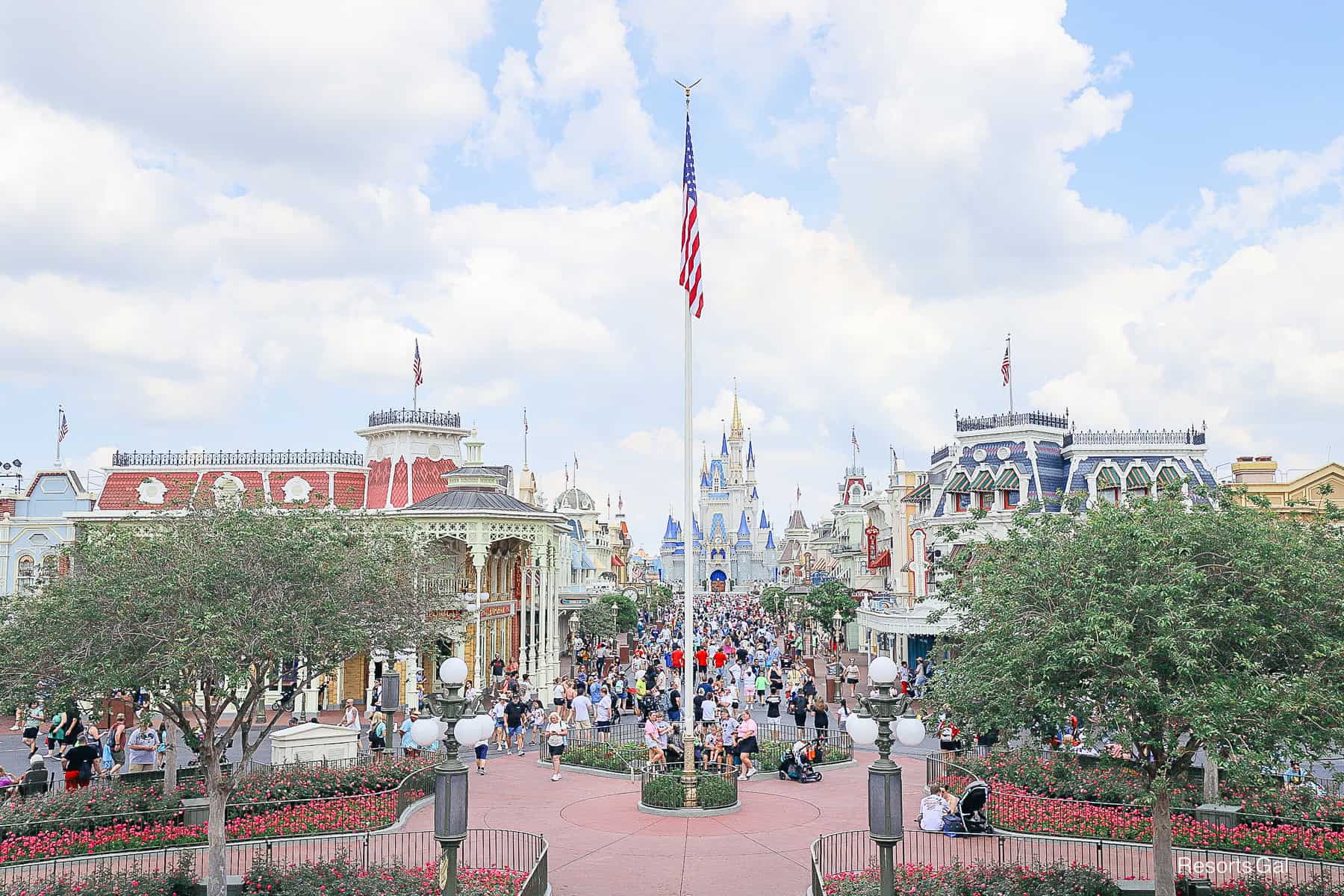 Let the Magic Begin Welcome Show at Magic Kingdom Removed from Park Lineup
