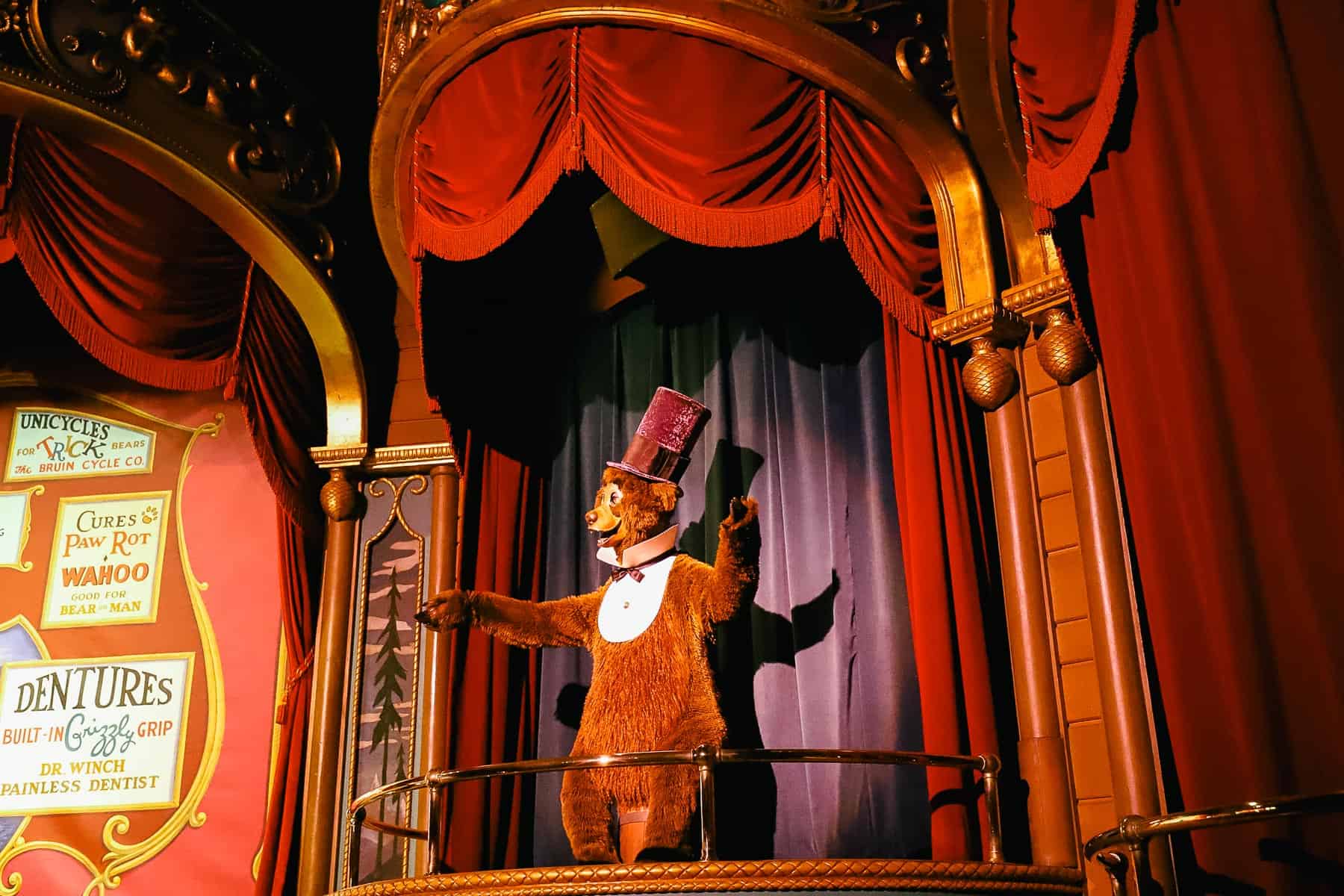 Henry hosts the Country Bear Jamboree. 
