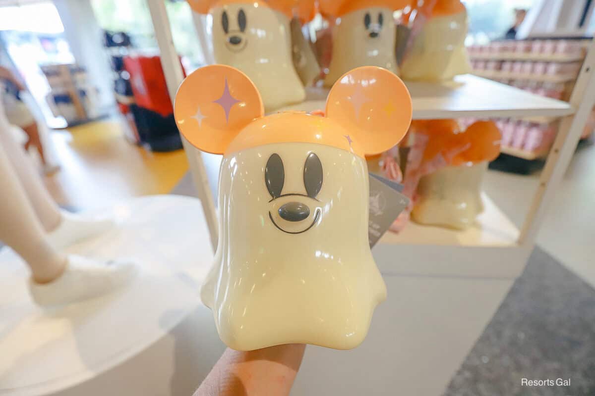 the Cutie Ghost bubble blower 