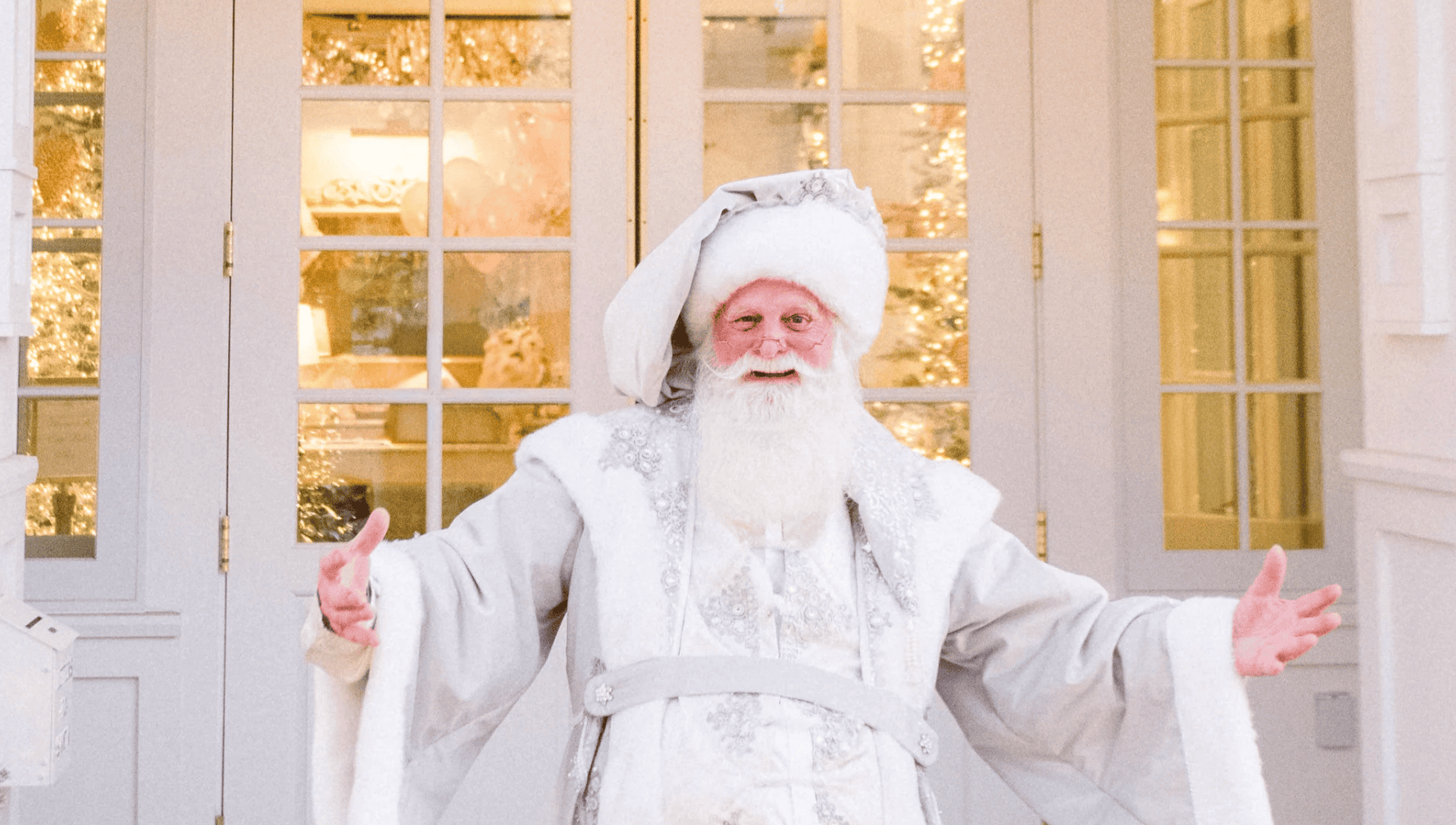 Cake Bake Shop’s Dinner with Santa at Disney’s BoardWalk Officially Waitlist Only