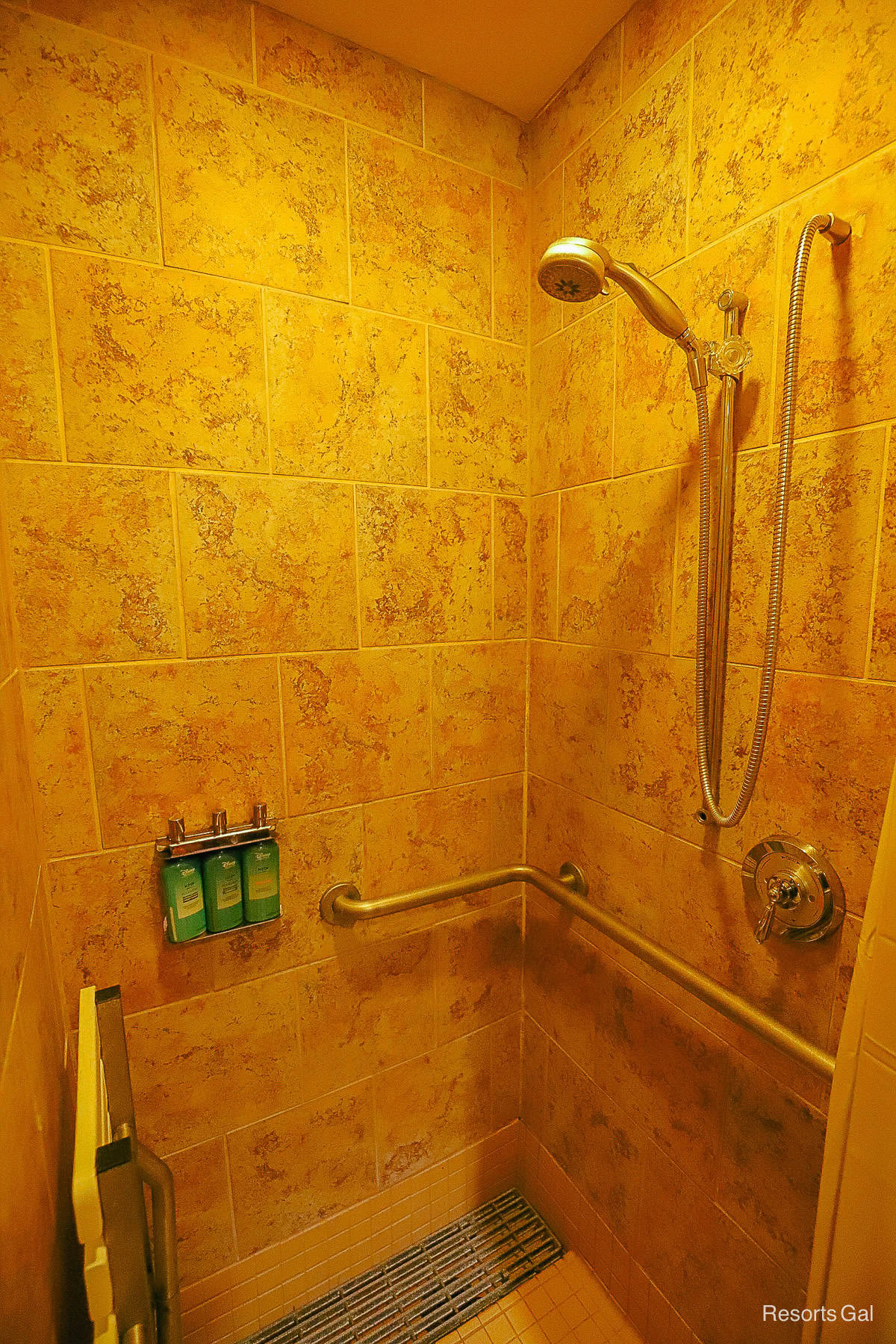 a handicap shower area for guests of the pool 