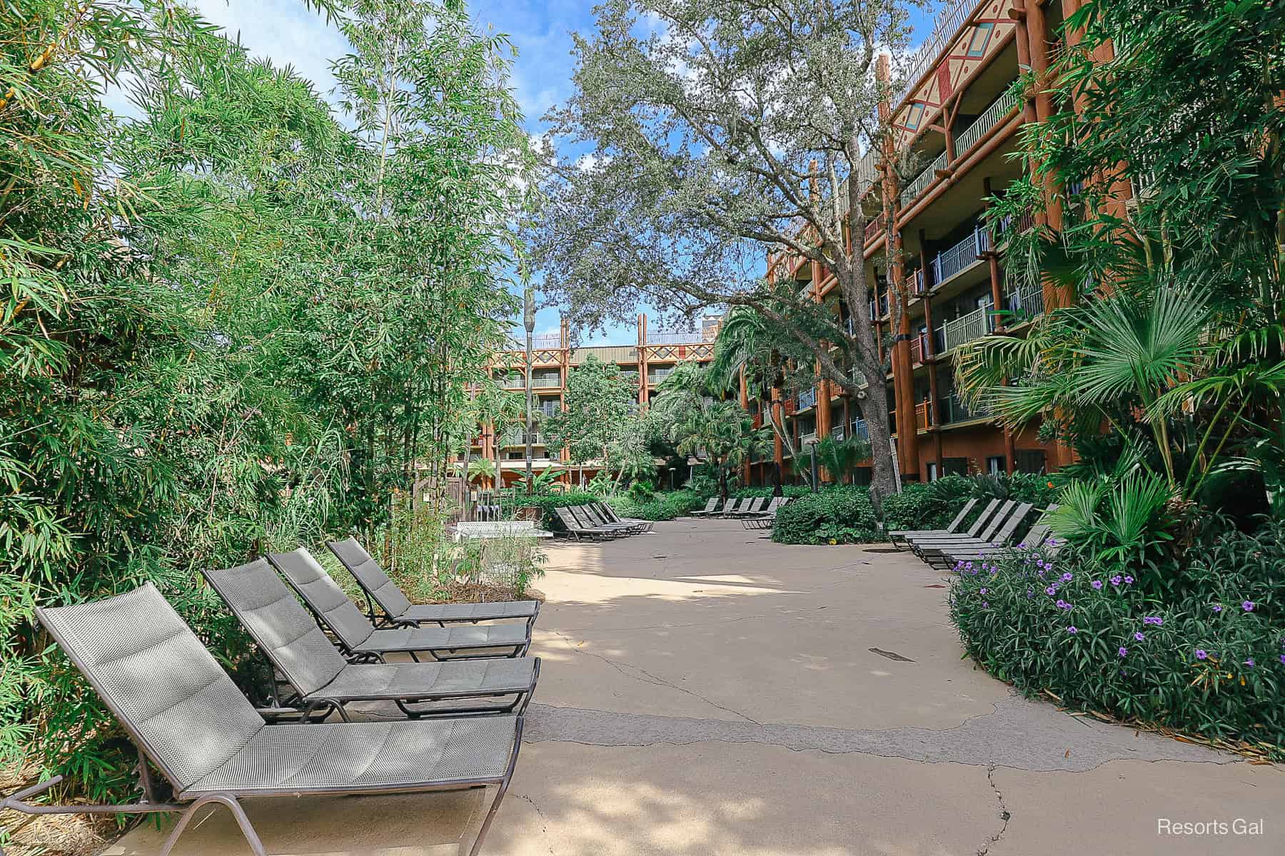 private sitting areas surrounding the pool at Animal Kingdom Lodge 