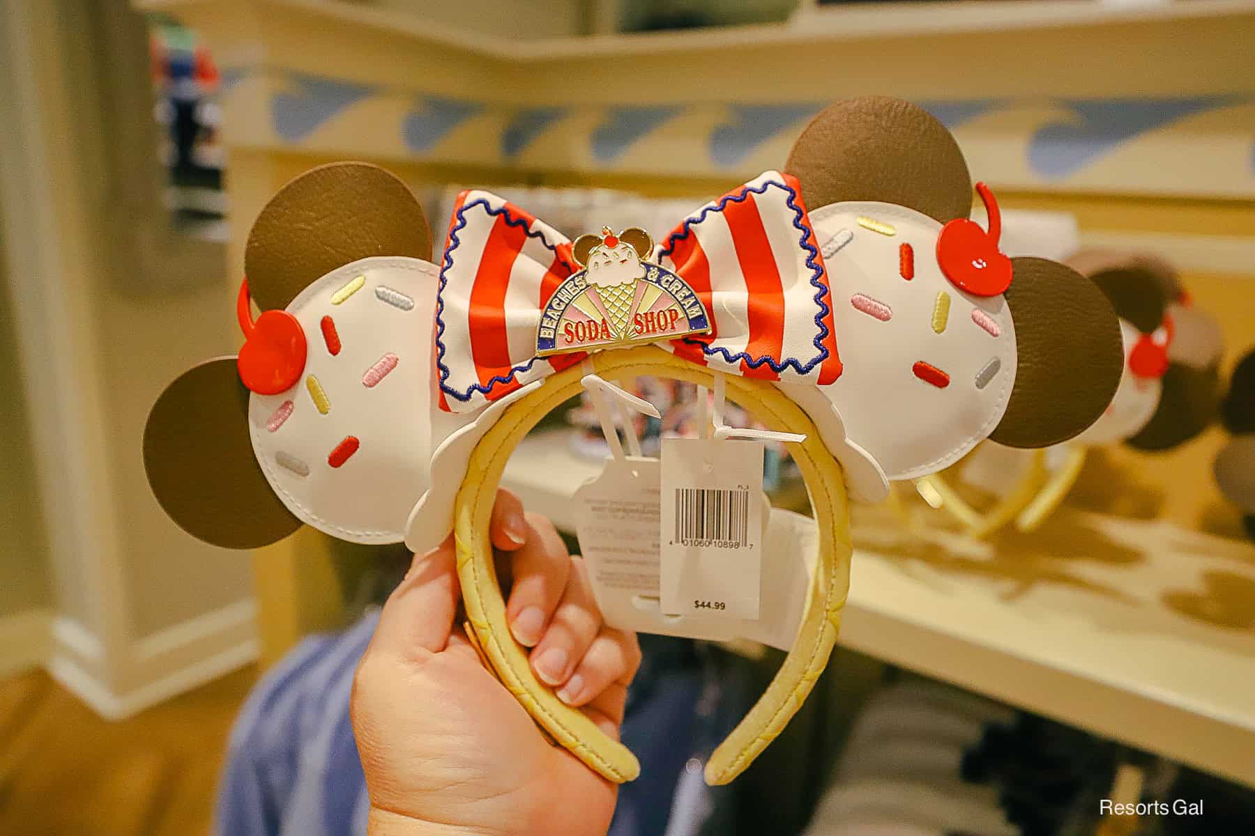 the front side of the Beaches and Cream Minnie Mouse ears by Loungefly