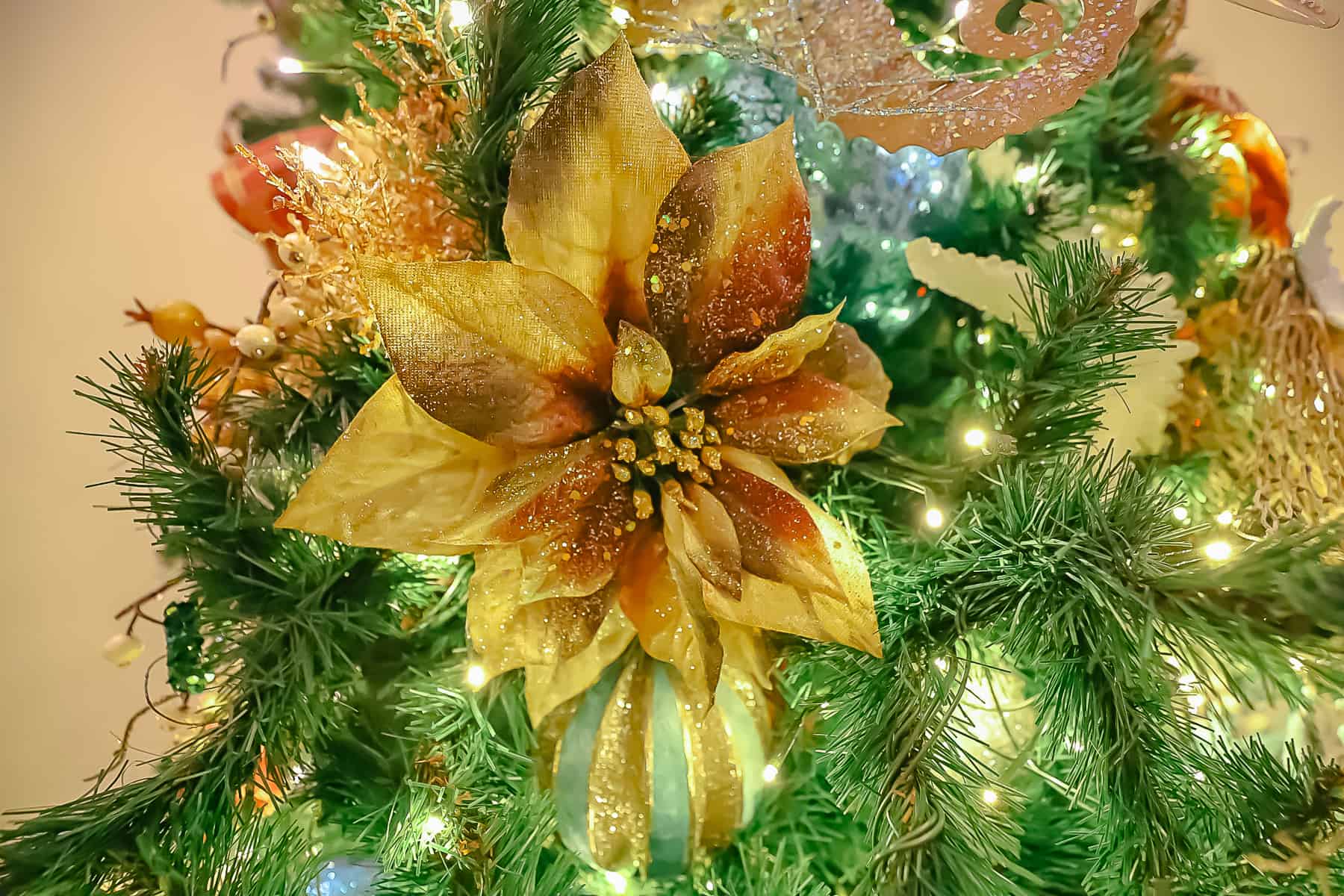 Christmas tree ornaments: a silk flower 