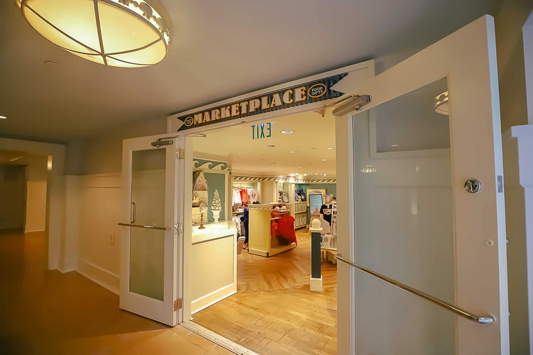entrance from the lobby elevator to Beach Club's gift shop 