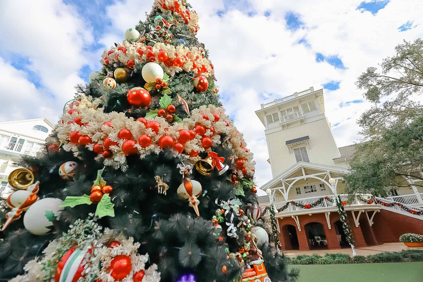 a close up of the outdoor Christmas tree at Disney's Boardwalk 