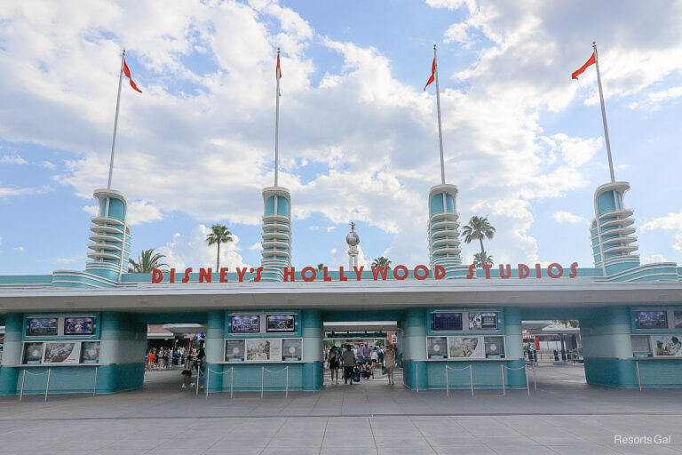 Disney’s Hollywood Studios Attractions, Rides, and Entertainment (A Complete Guide)