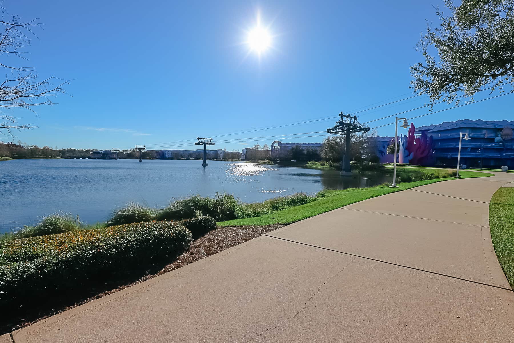 walking around Hourglass Lake toward Art of Animation 