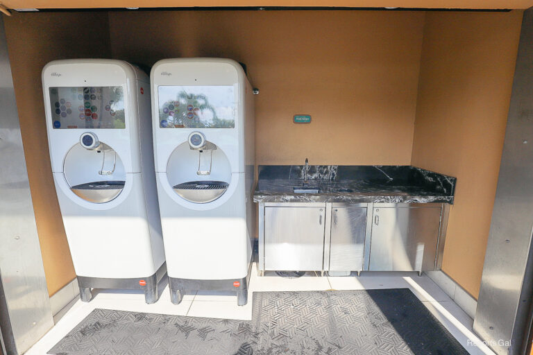 Refillable Mug Locations at Disney’s Polynesian Village Resort (With Beverage Options)