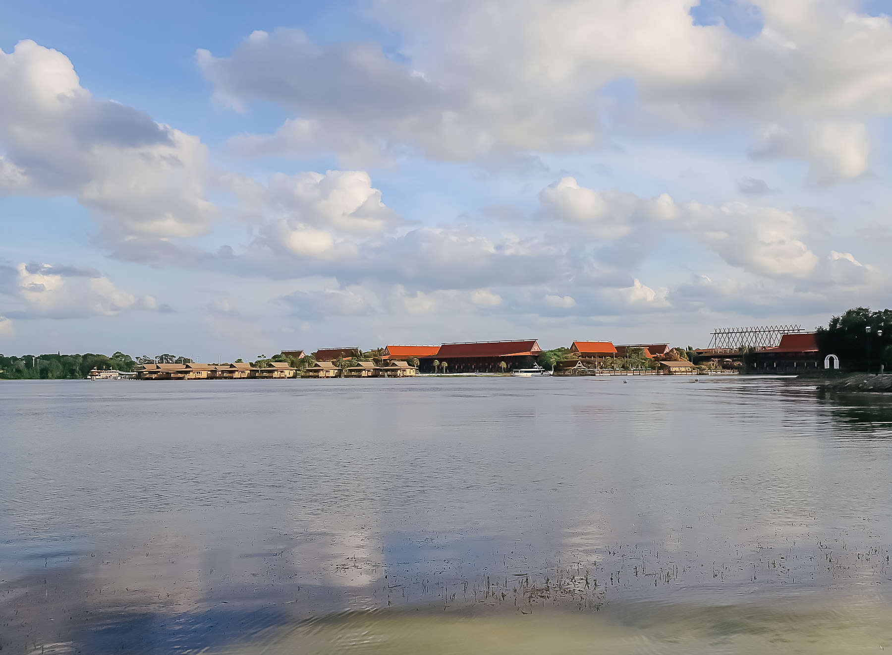 Disney's Polynesian Village as seen from Grand Floridian. 