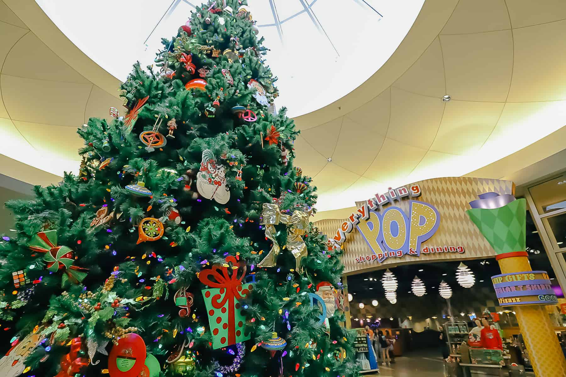 Christmas Tree at Disney's Pop Century 