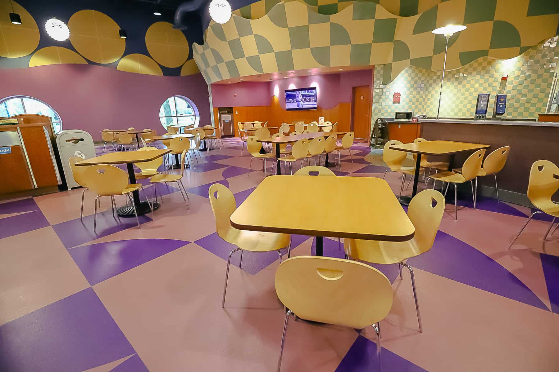 the dining room in the Pop Century food court 