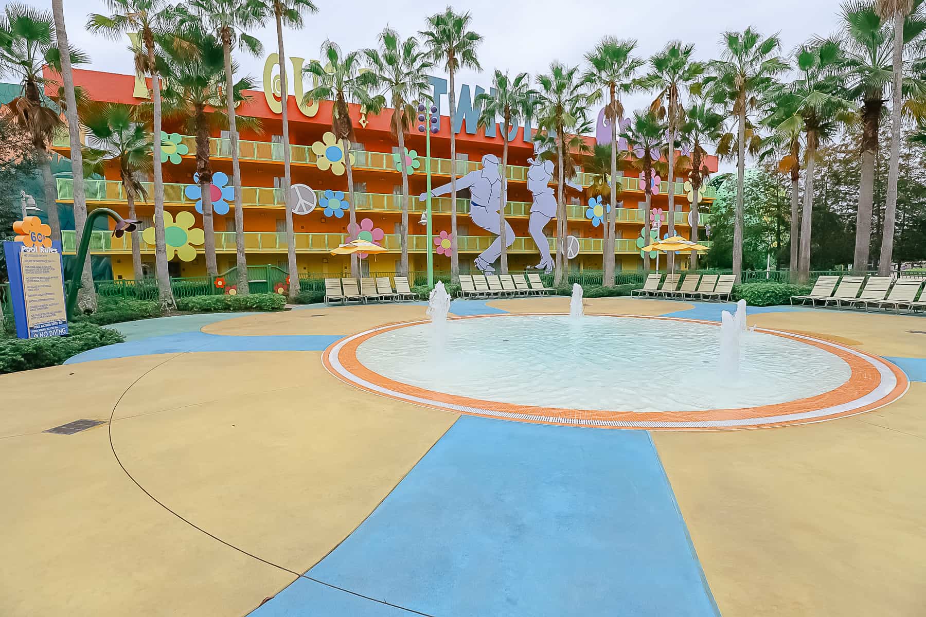 the splash pad at Pop Century 