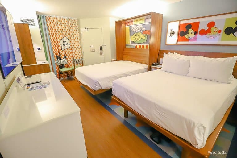 Disney’s Pop Century Resort Rooms (Photos, Tour, and Layout)