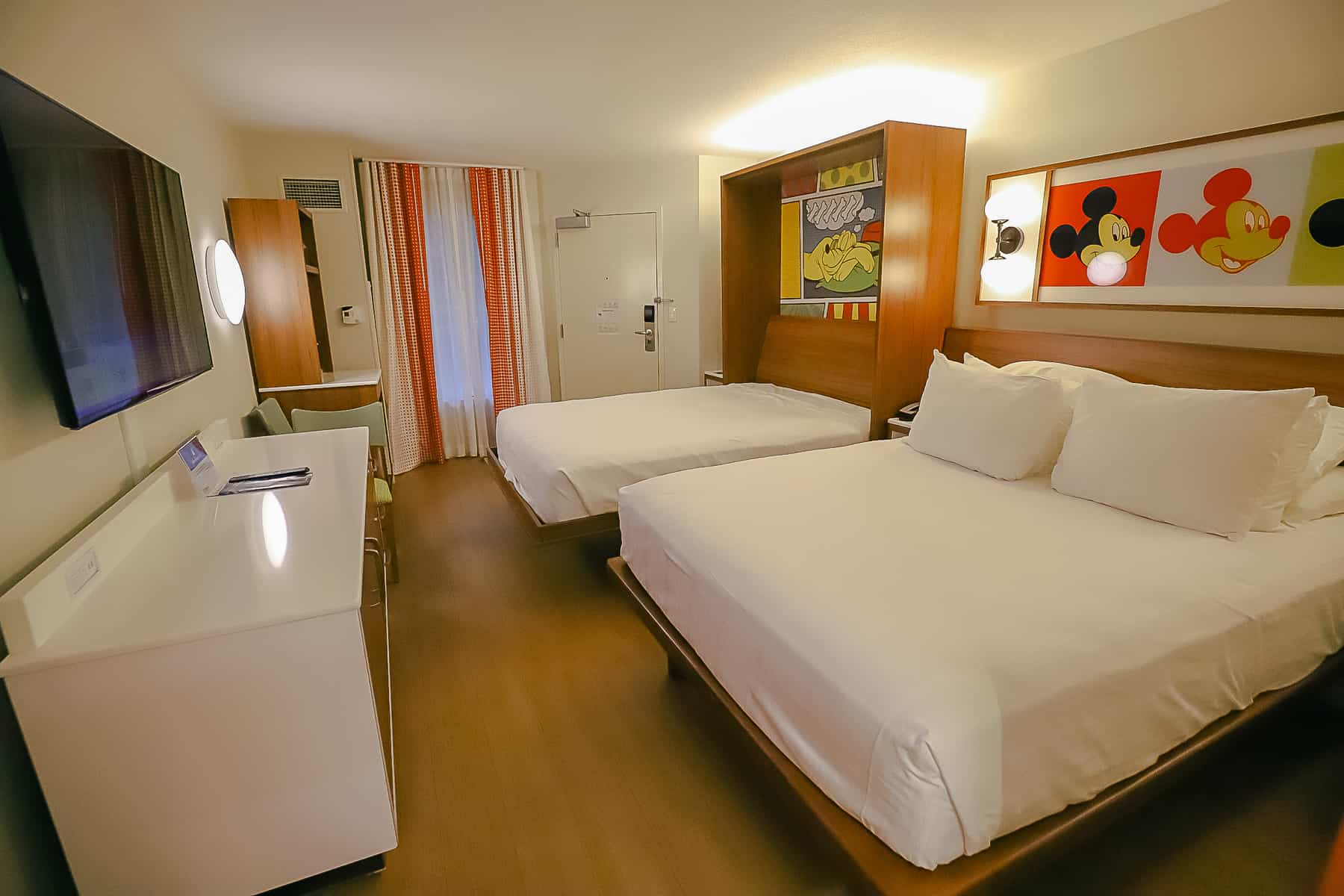 Disney’s Pop Century Resort Rooms (Photos, Tour, and Layout)