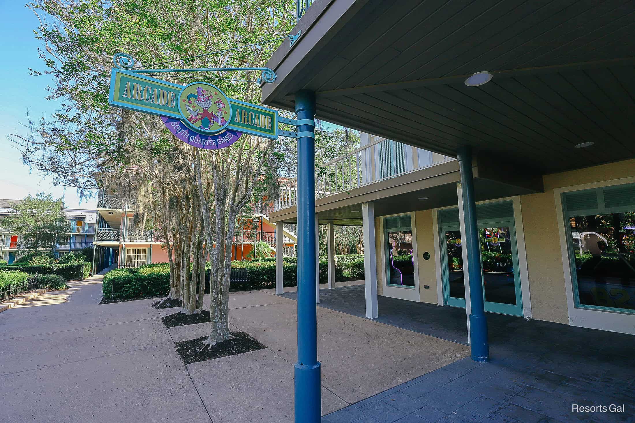 the sign for the outdoor entrance to the arcade at Port Orleans French Quarter 