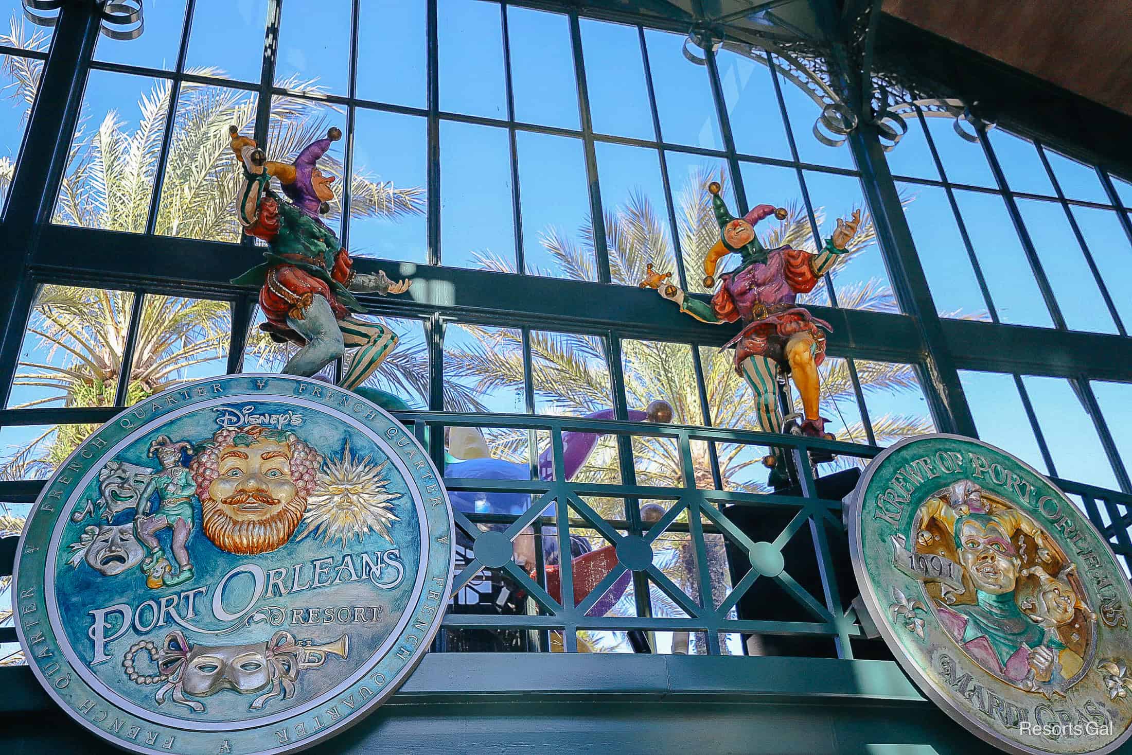 jesters and medallions at Port Orleans French Quarter 