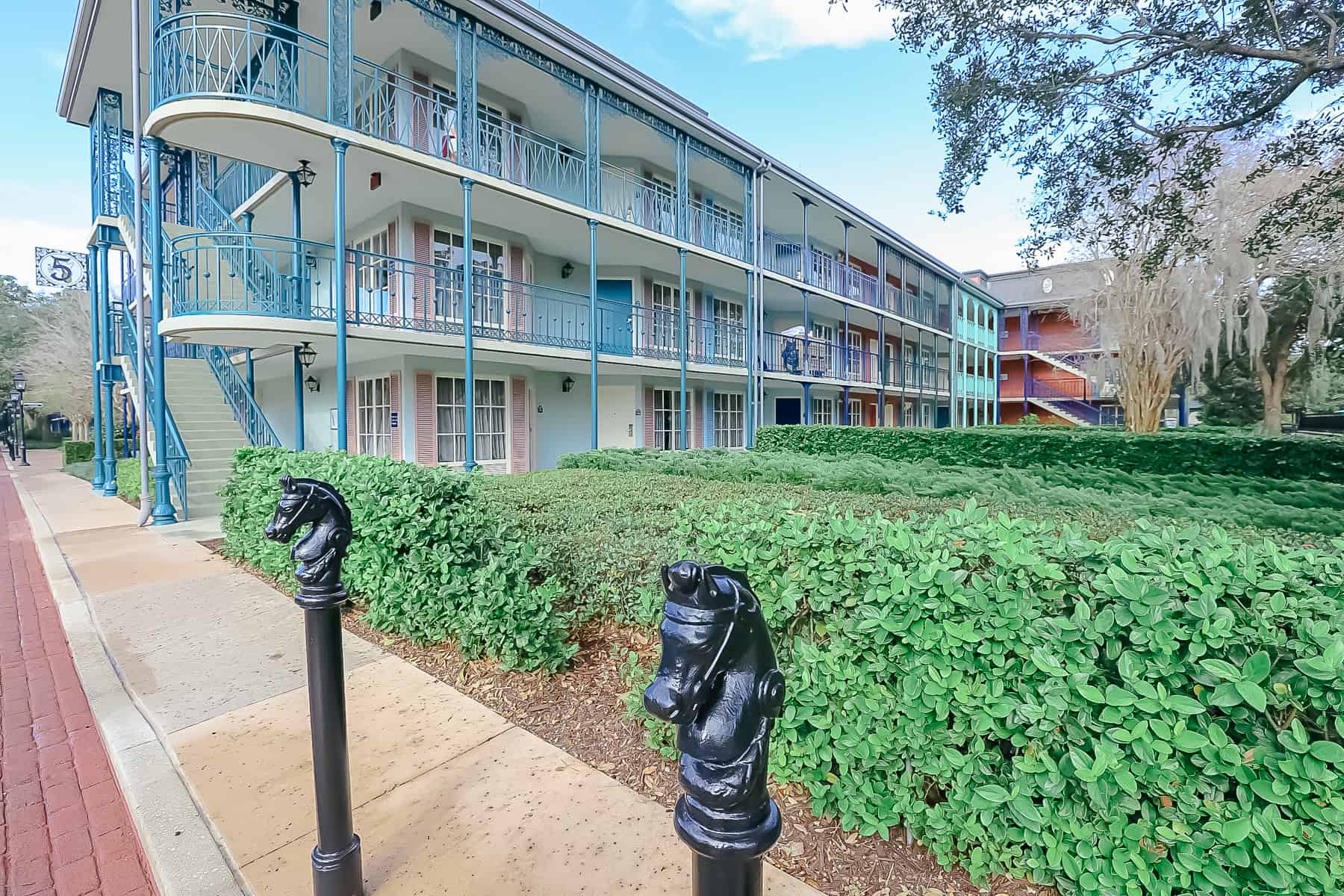 a view of  a building in the Port Orleans French Quarter section 