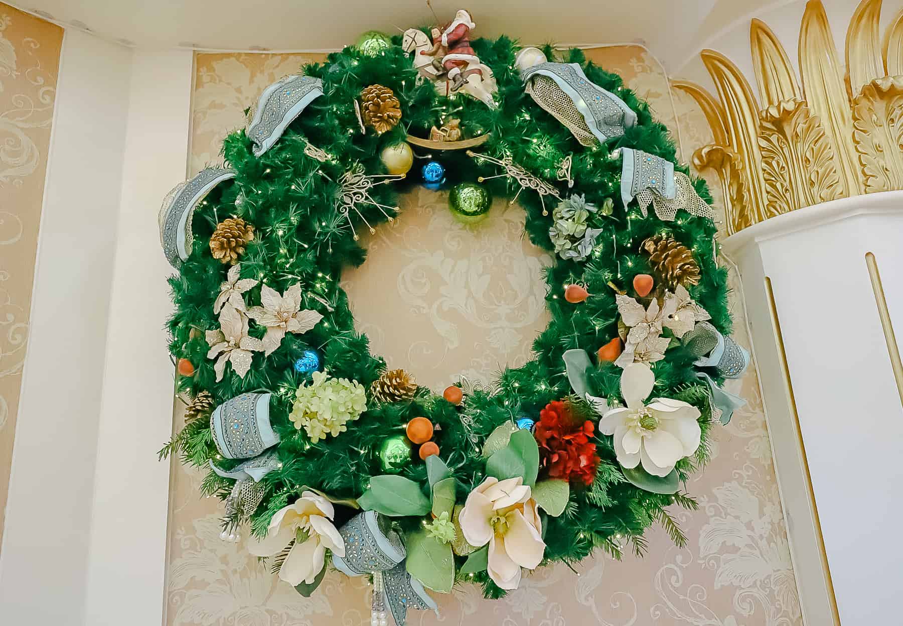 Christmas wreath at Port Orleans Riverside 
