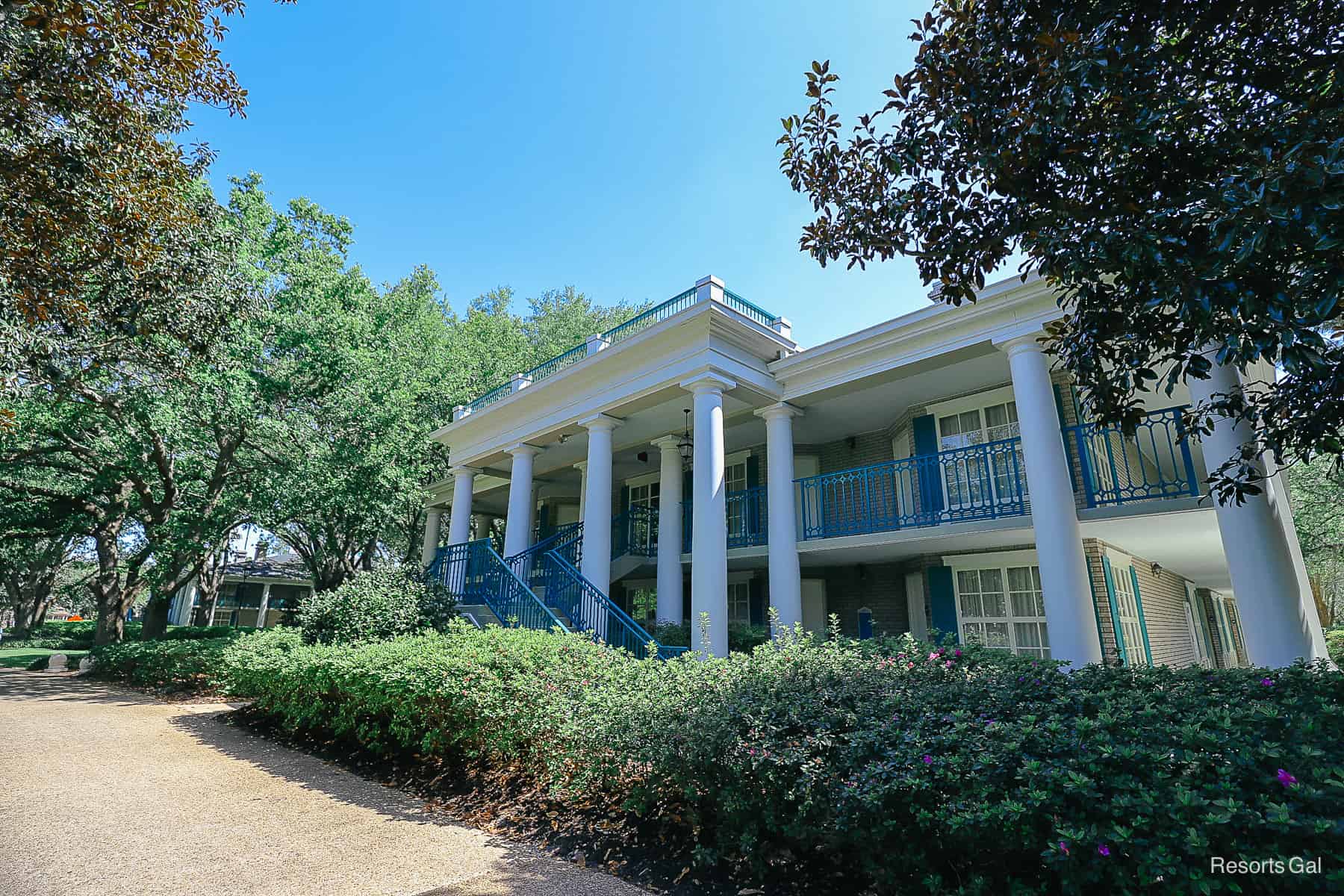 Magnolia Bend mansion 