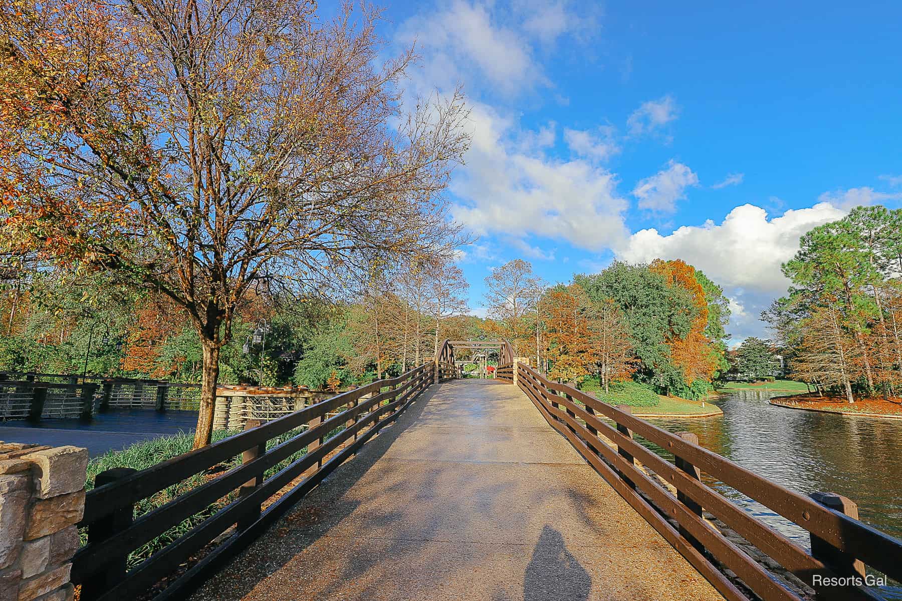 a bridge that leads from the resort's lobby area to Ol' Man Island at POR 