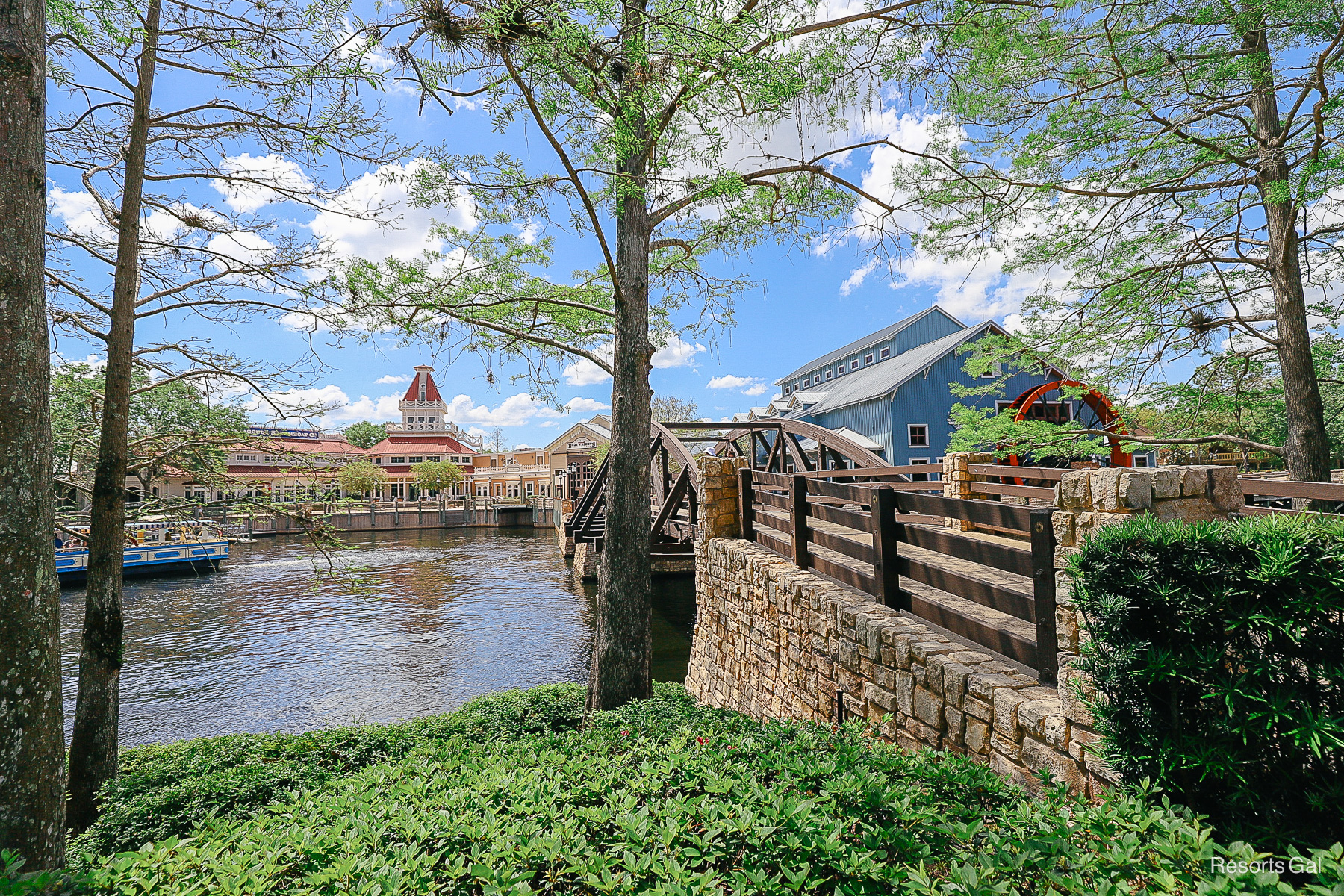 a pretty view of Port Orleans Riverside in the Spring