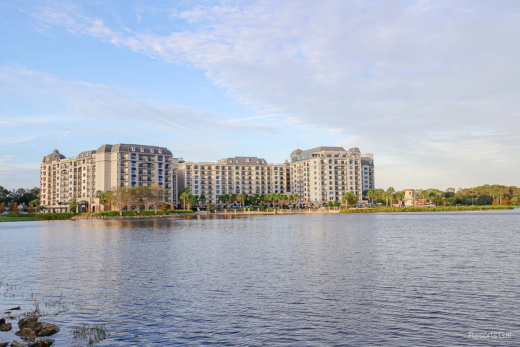 Disney's Riviera Resort Restaurants Cover Image