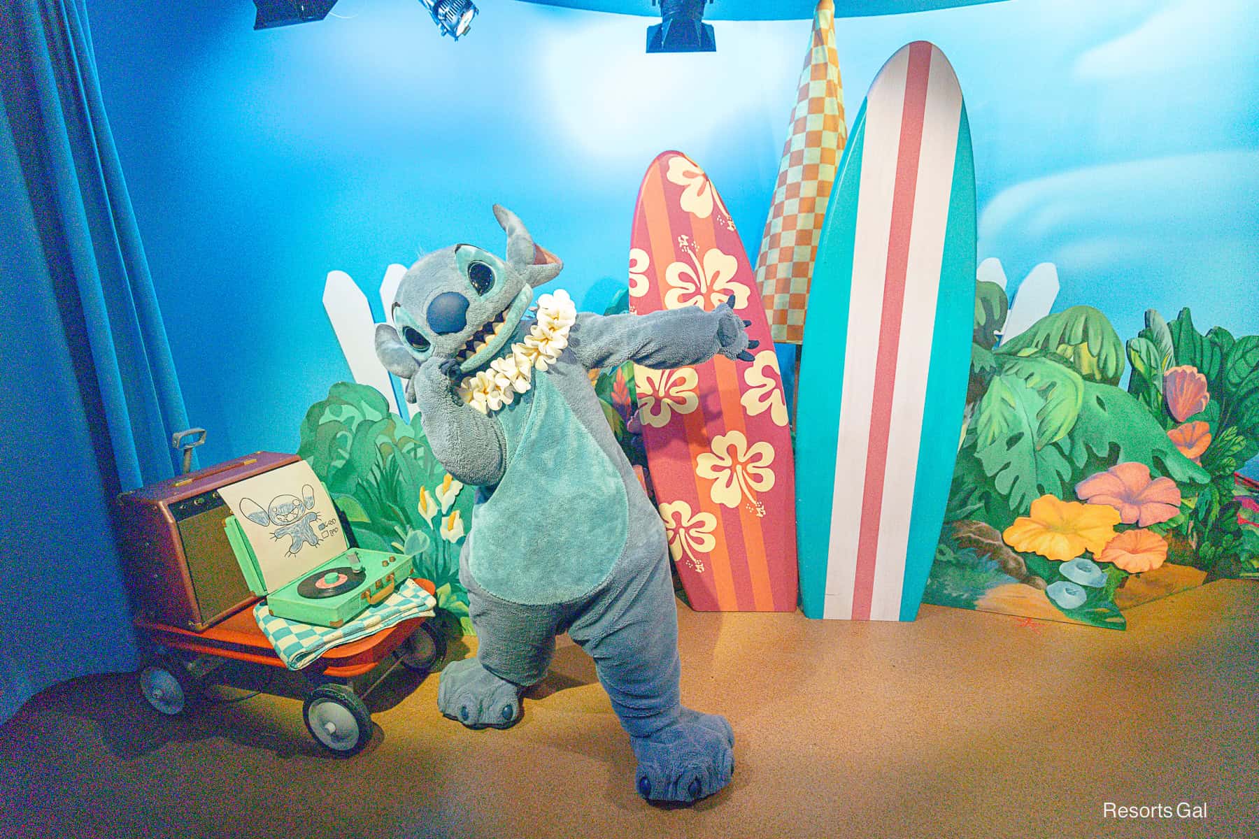 Meet Stitch at the Disney Visa Character Experience at Disney’s Hollywood Studios