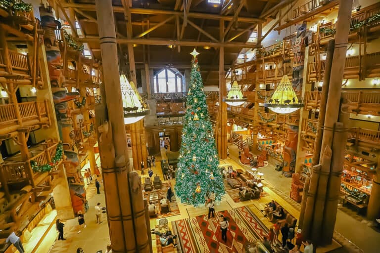 Will Off-Site Guests Be Able to Visit the Disney Resorts this Holiday Season?