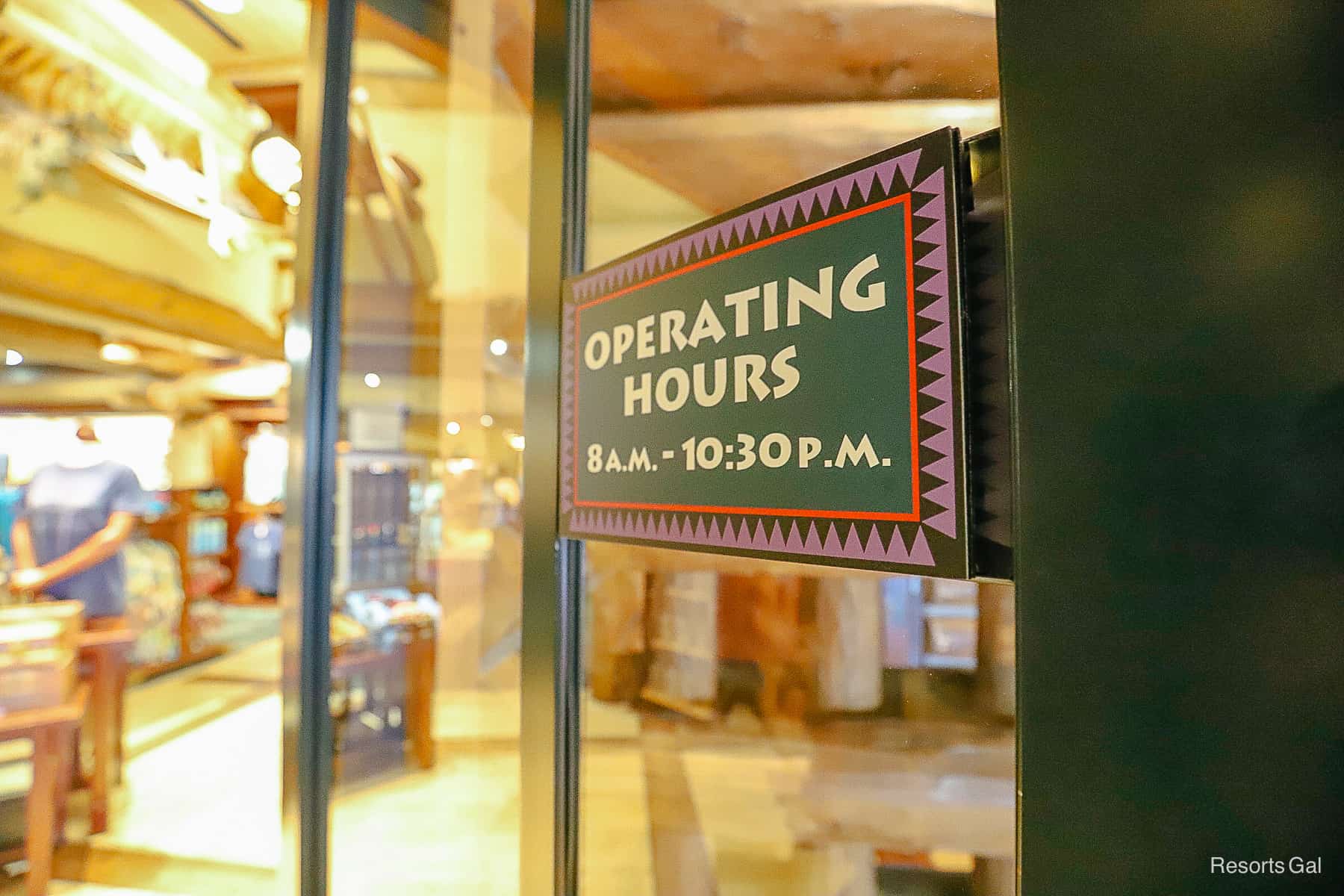operating hours for Wilderness Lodge Mercantile 