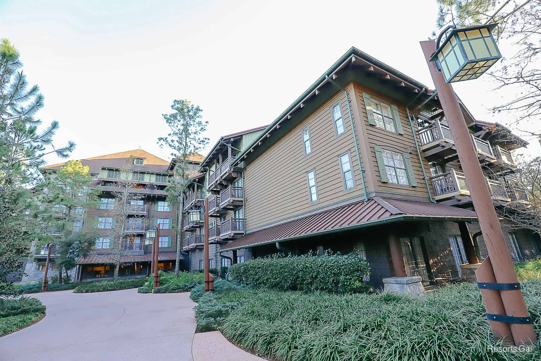 the building that's home to Boulder Ridge Villas 