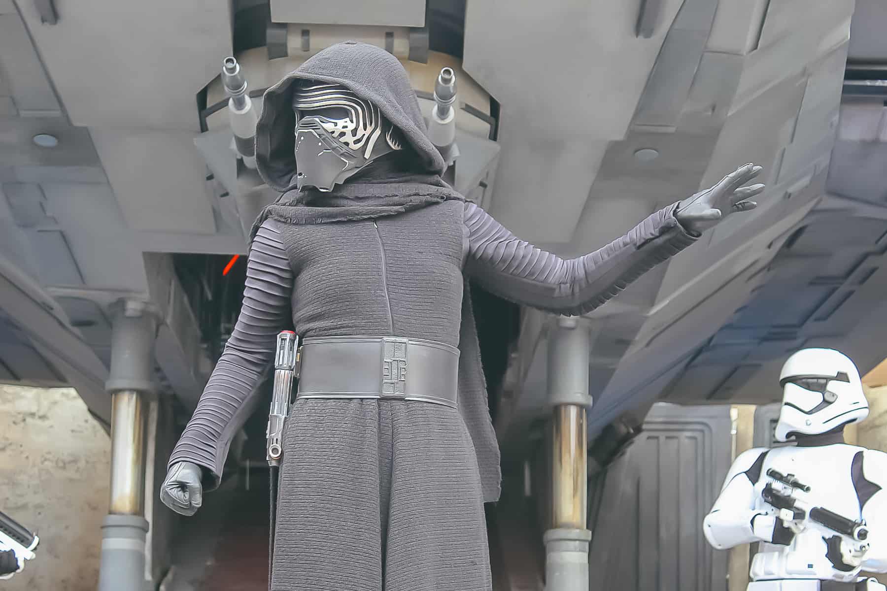 Kylo Ren uses the force in Galaxy's Edge. 