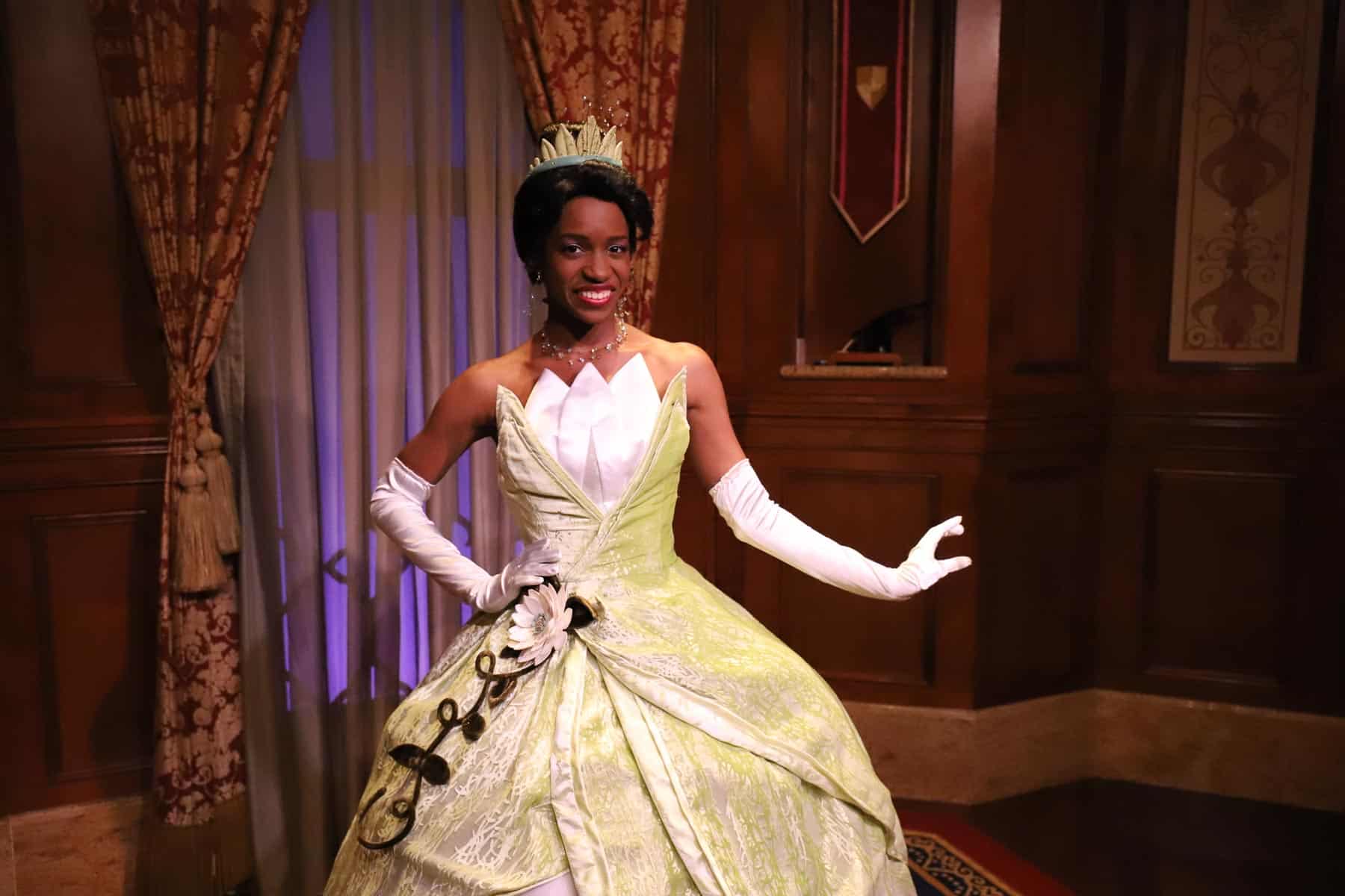 Princess Tiana wearing her green ballgown. 