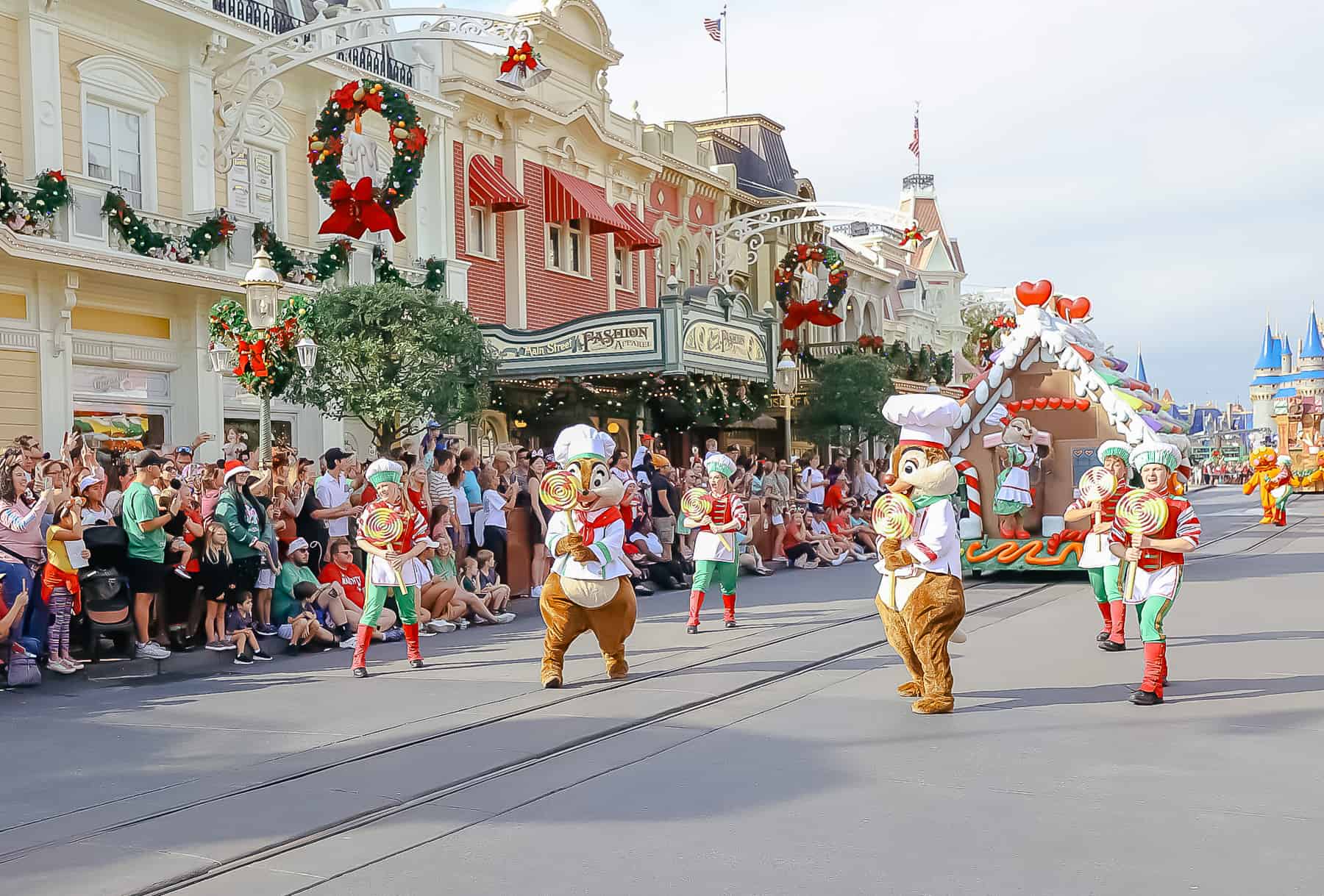 Chip and Dale unit in Mickey's Once Upon a Christmastime parade. 