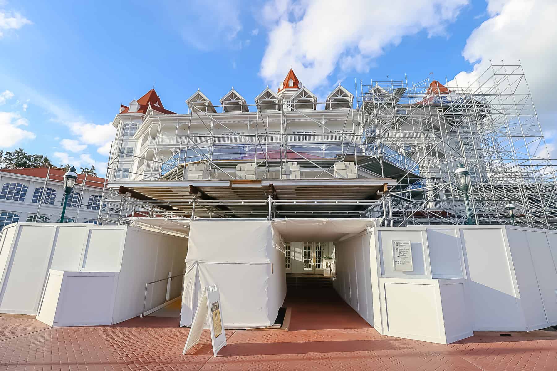 scaffolding covering the main building of Disney's Grand Floridian 