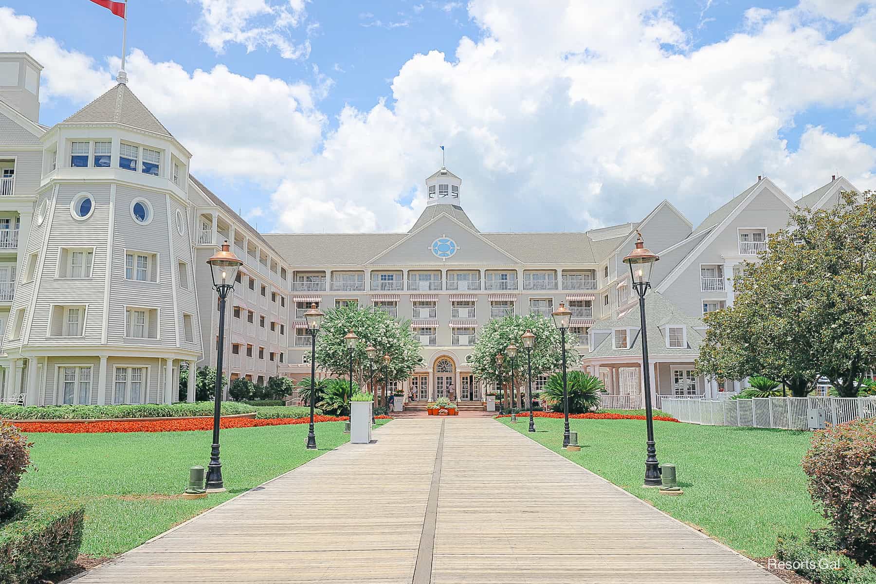 Photos: Disney’s Yacht Club Resort Exterior Refurbishment Update (June 2026)
