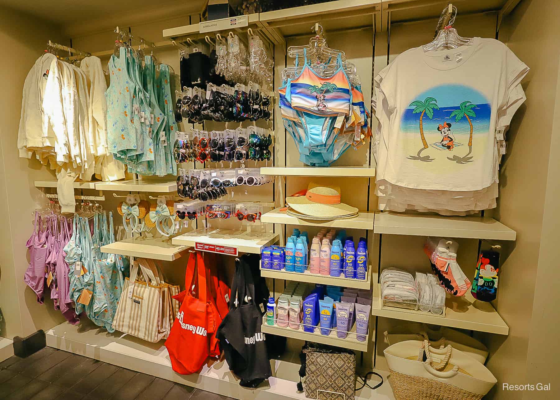 yacht and beach club gift shop