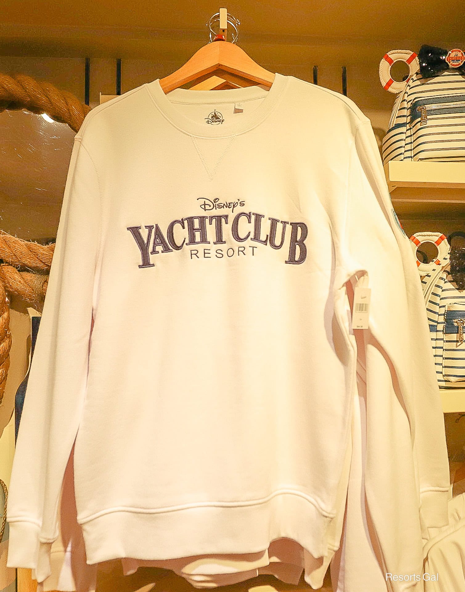 cropped white sweatshirt Yacht Club