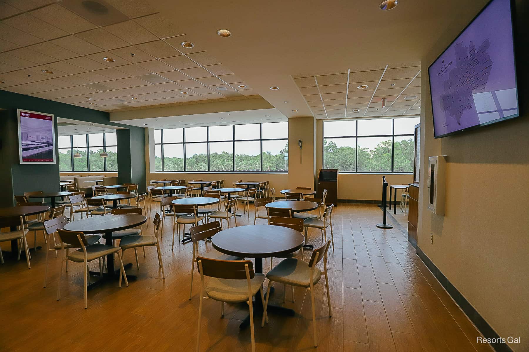 Dining Area with Televisions 