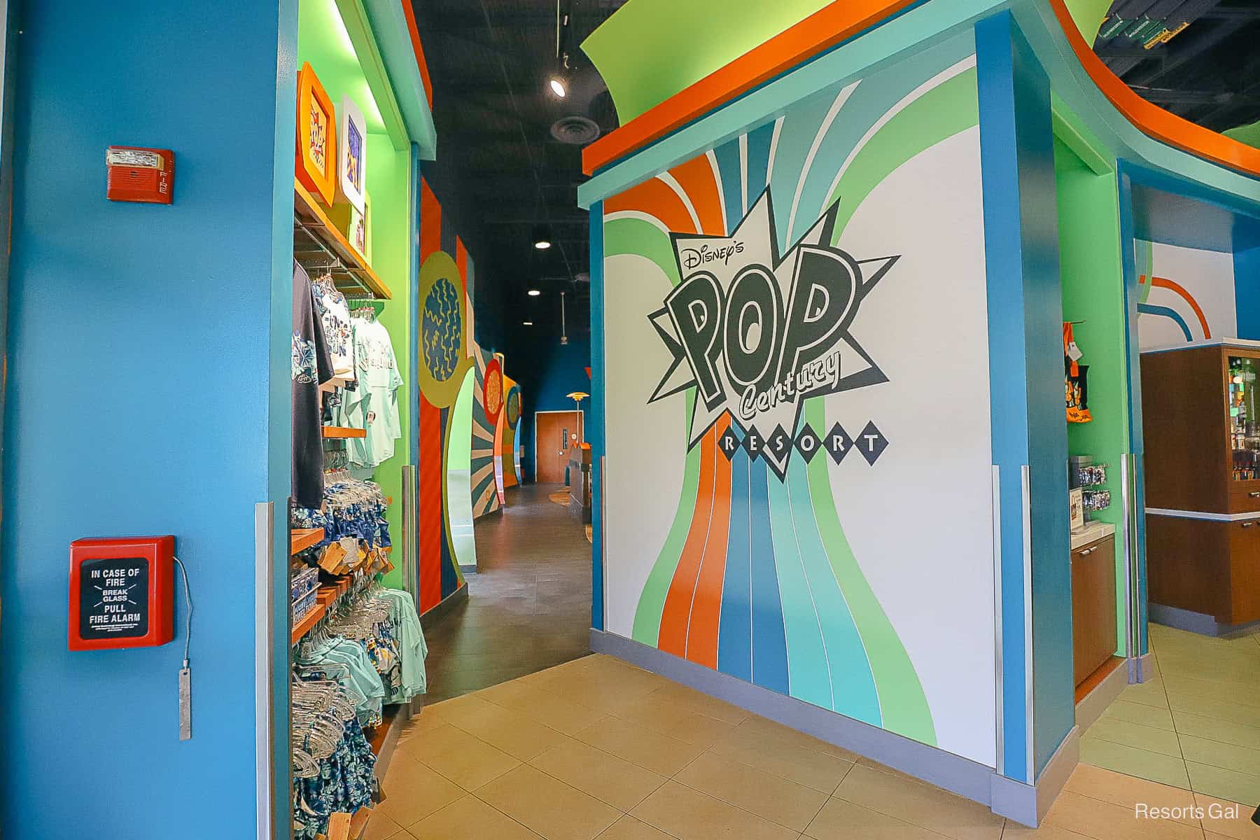 the resort gift shop bus entrance opens to the food court 