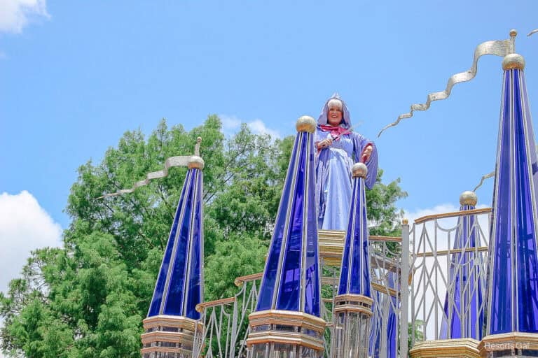 Character Spotlight: The Fairy Godmother from ‘Cinderella’ at Disney World