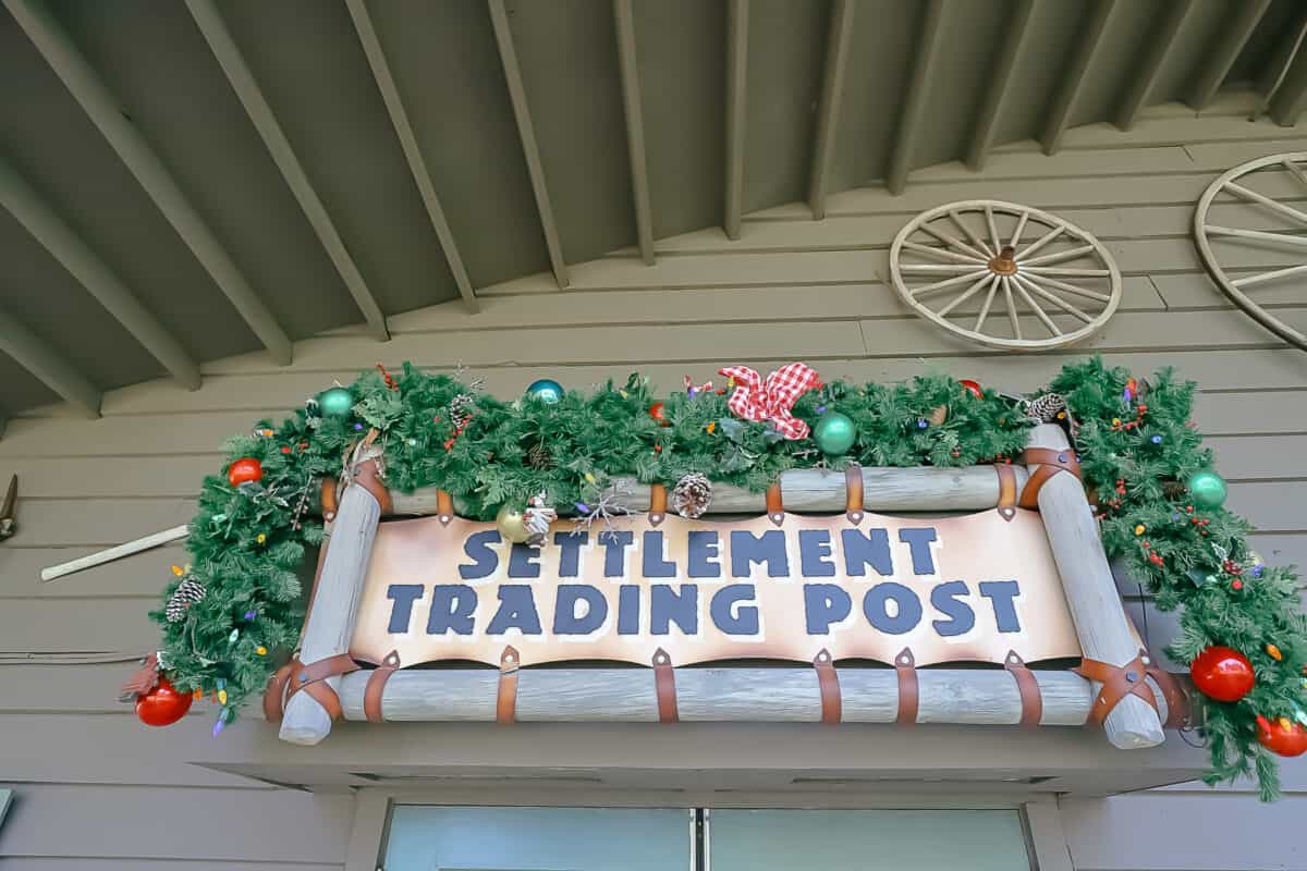 Christmas at Disney's Fort Wilderness Resort and Campground (Photos)