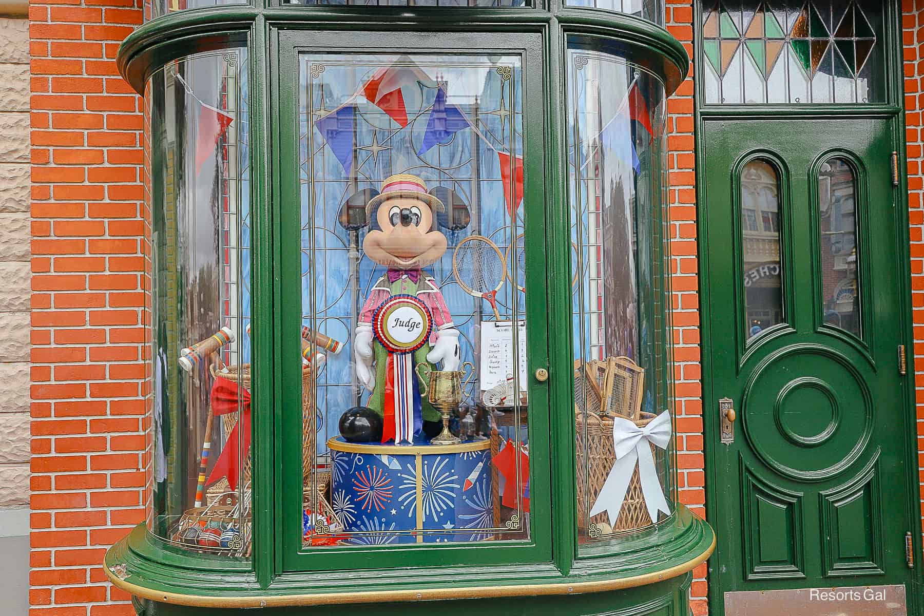 Mickey's 4th of July window