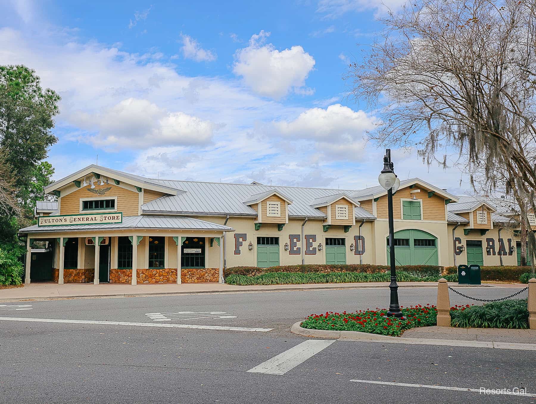 the exterior view of Fulton's General Store 