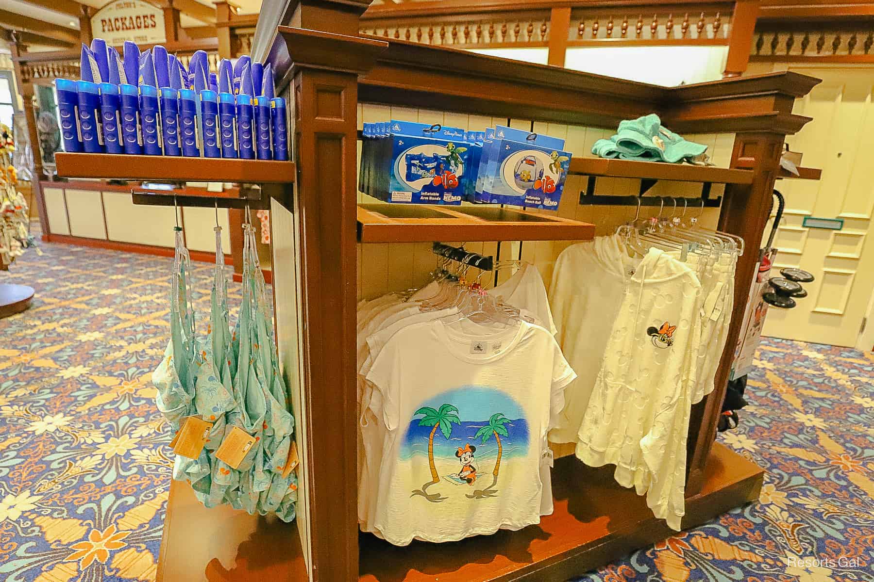 Swim Towels and Accessories 