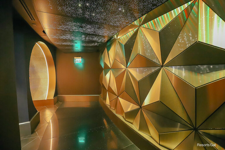 GEO-82 Review (Epcot’s Exclusive Adults-Only Spaceship Earth-Themed Lounge)
