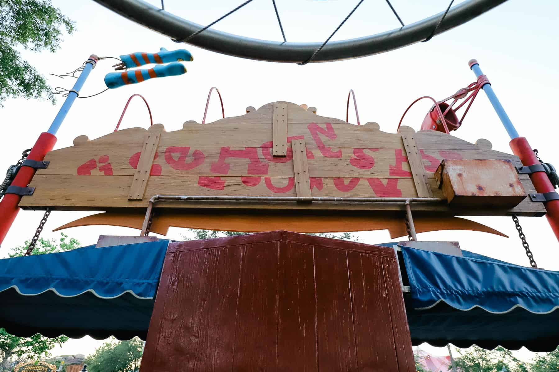 An easter egg for the ride before Goofy's Barnstormer. 