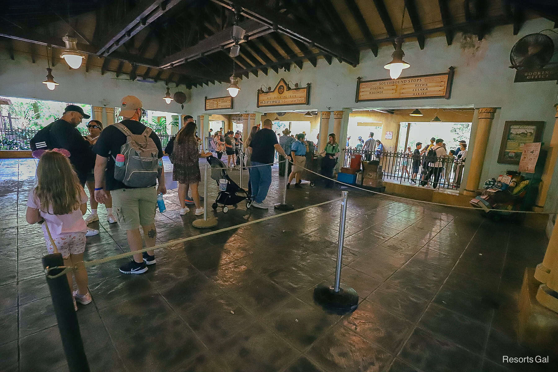 a queue set up for guests to meet Goofy at Disney's Animal Kingdom